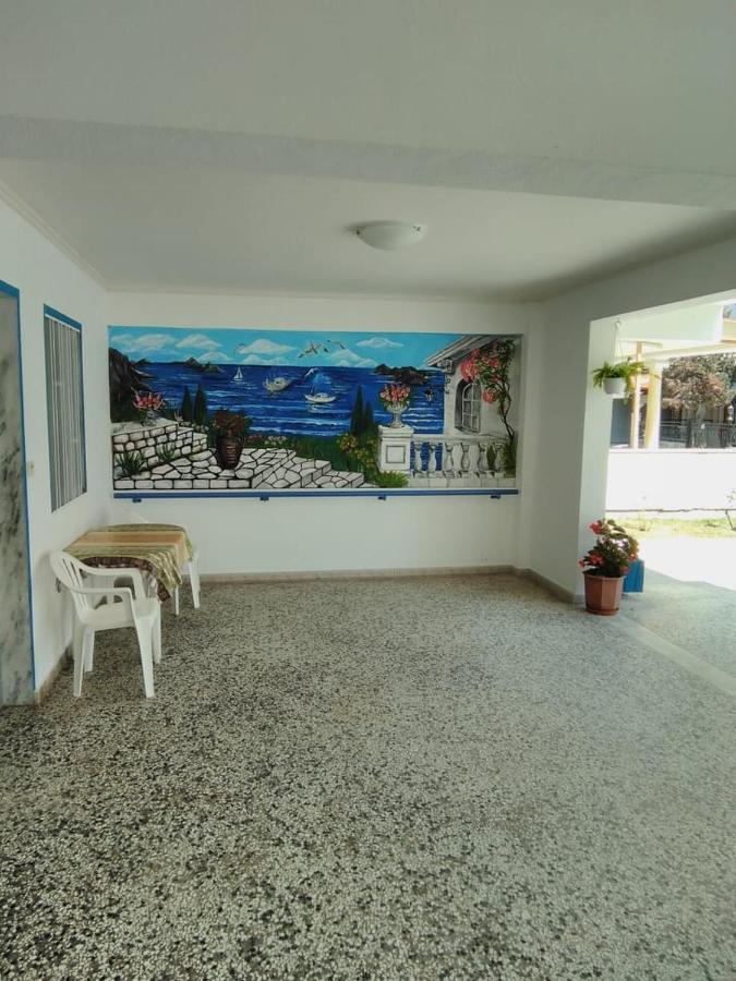Villa Ilias Olympiakí Aktí 外观 照片