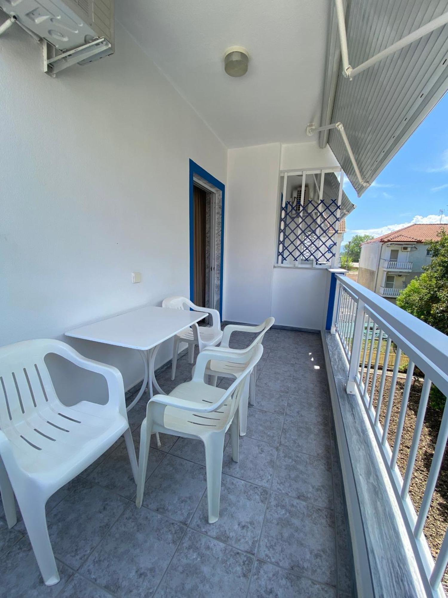 Villa Ilias Olympiakí Aktí 外观 照片