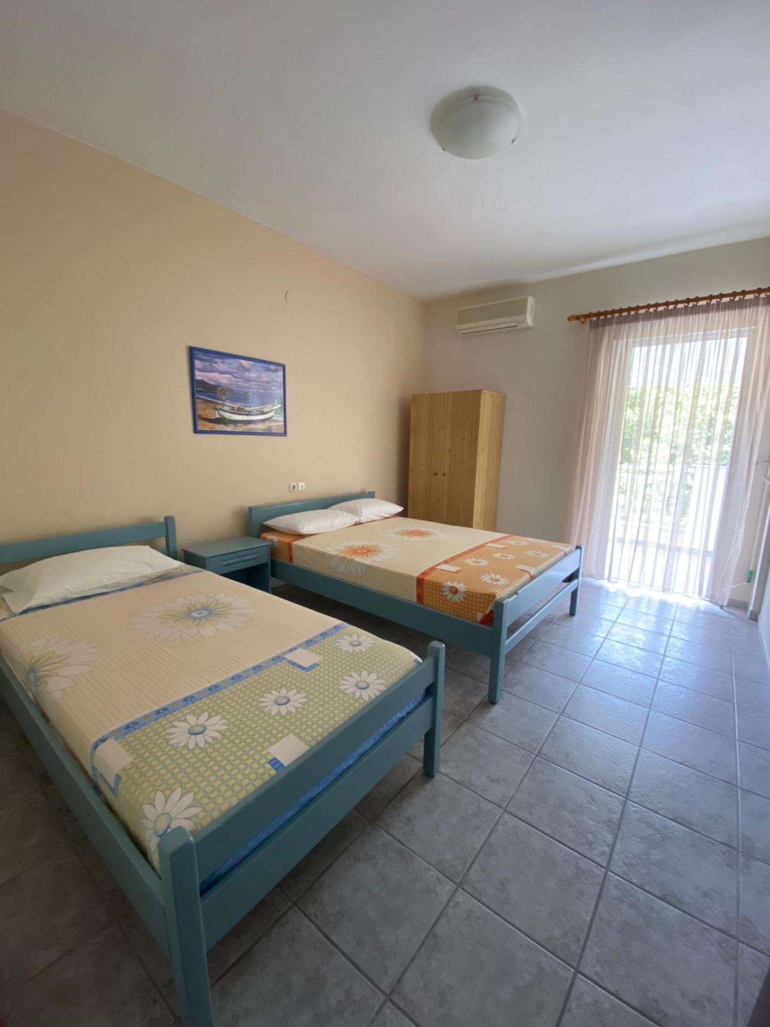 Villa Ilias Olympiakí Aktí 外观 照片