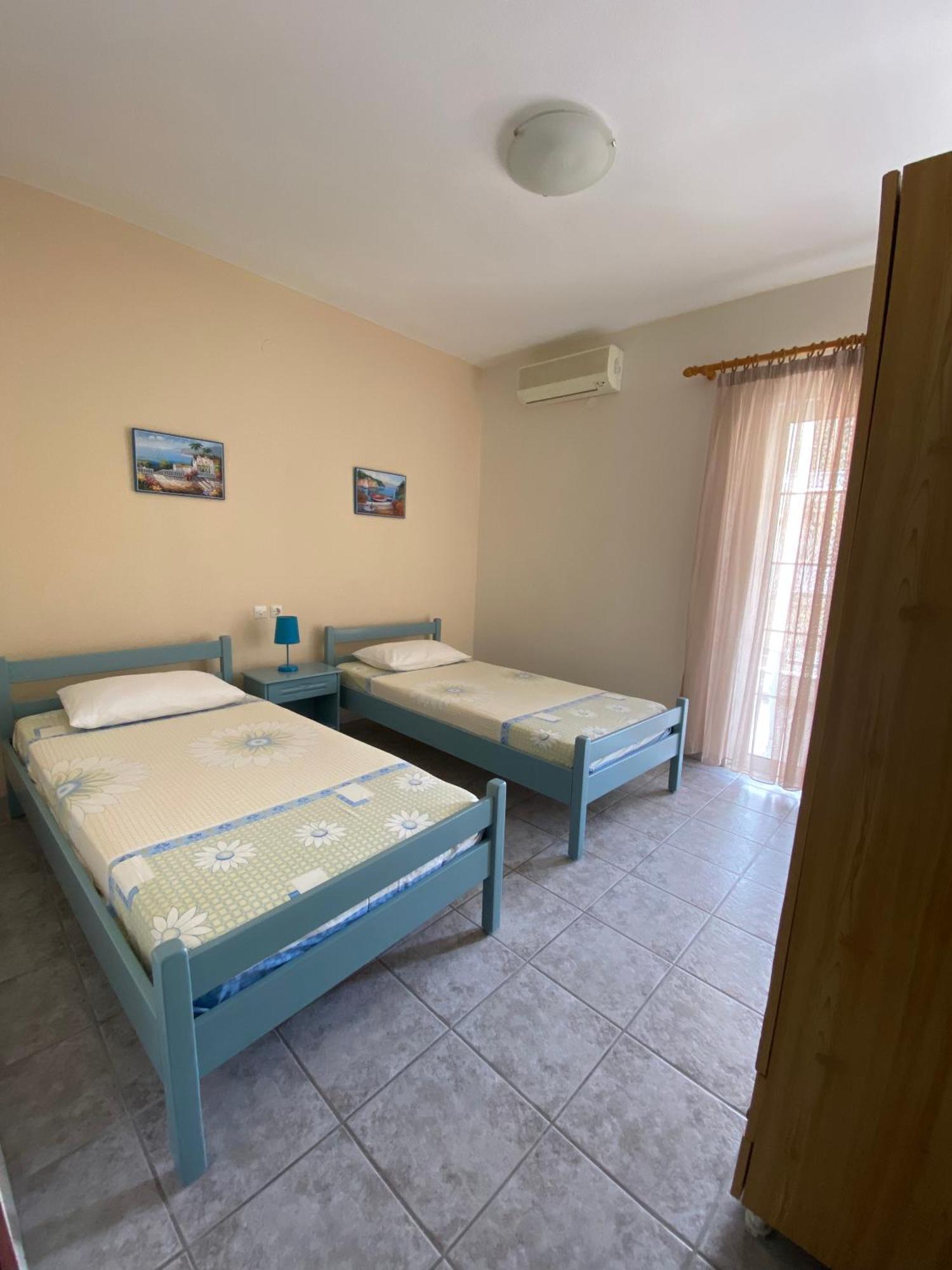 Villa Ilias Olympiakí Aktí 外观 照片